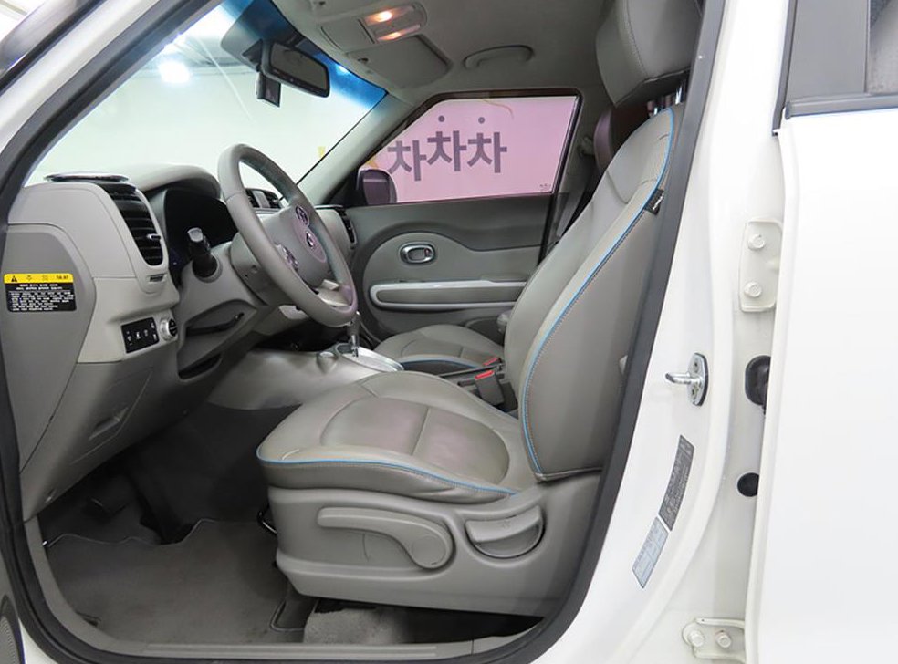 기아 쏘울 EV 사진 5