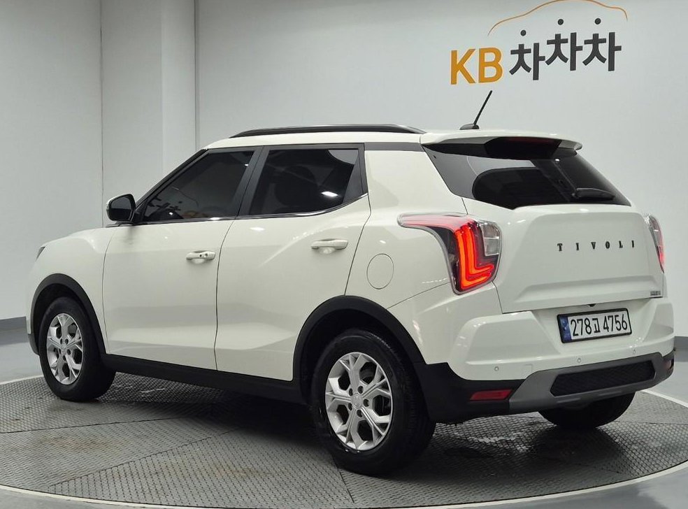 KG모빌리티(쌍용)  티볼리 2WD 가솔린 1.6 사진 2