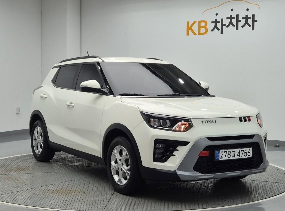 KG모빌리티(쌍용)  티볼리 2WD 가솔린 1.6 사진 4