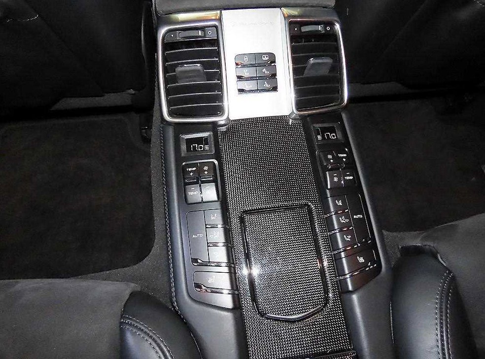 포르쉐 파나메라 4.8 GTS 사진 13