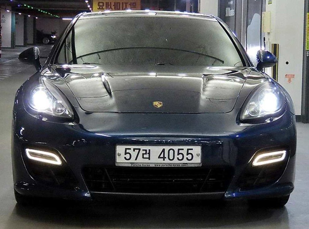 포르쉐 파나메라 4.8 GTS 사진 2