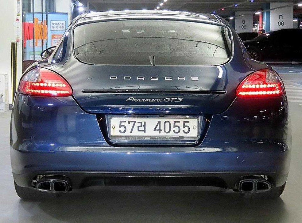 포르쉐 파나메라 4.8 GTS 사진 5