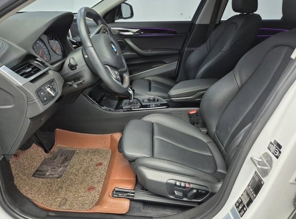 BMW X2 xDrive 20i 어드벤티지 사진 12
