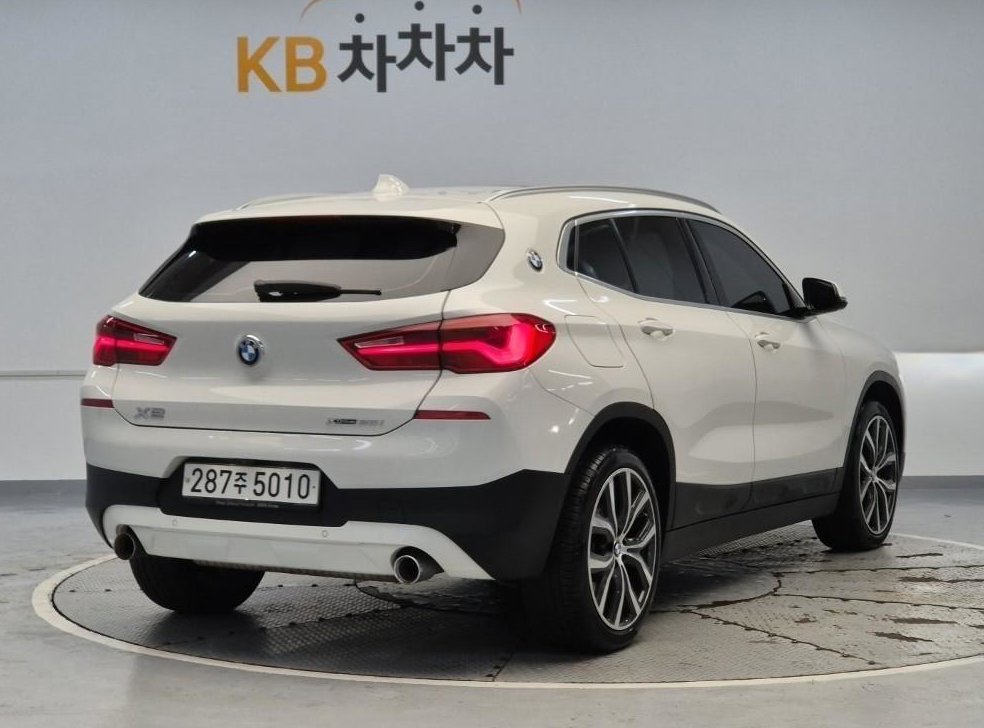 BMW X2 xDrive 20i 어드벤티지 사진 2