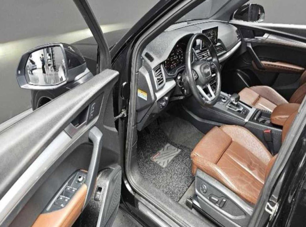 아우디 Q5 45 TFSI 콰트로 프리미엄 사진 12