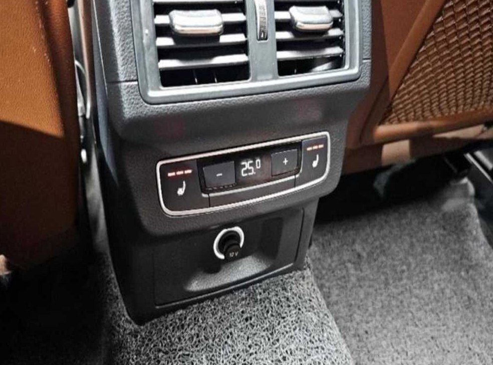 아우디 Q5 45 TFSI 콰트로 프리미엄 사진 19