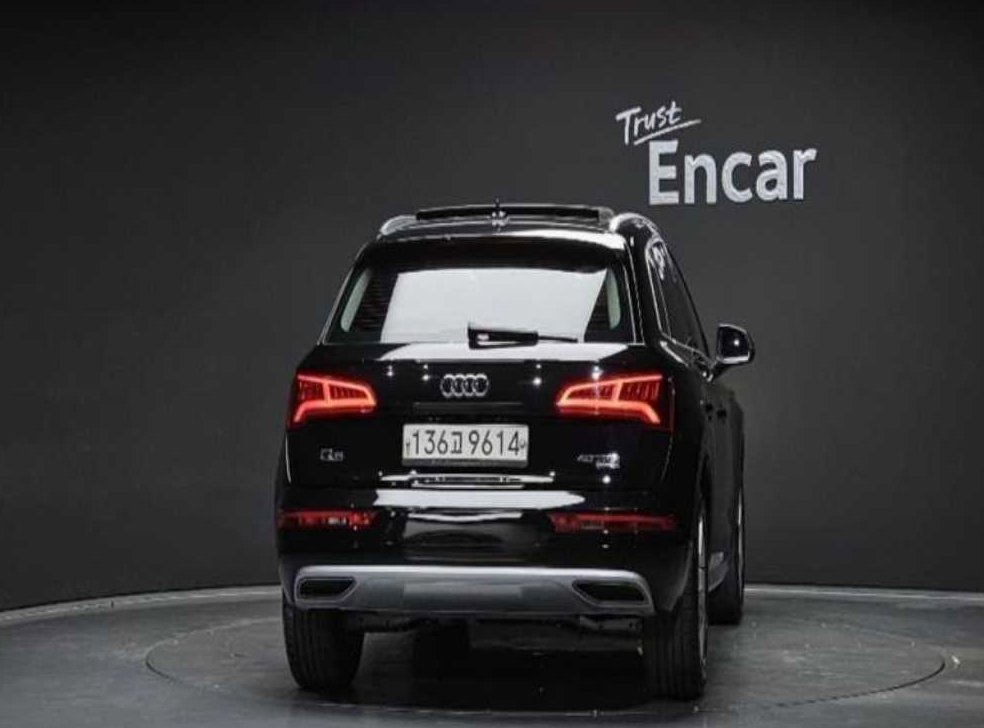 아우디 Q5 45 TFSI 콰트로 프리미엄 사진 4