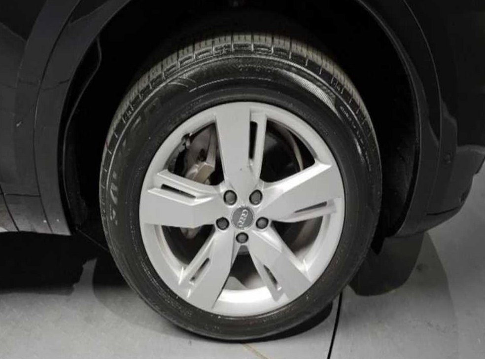 아우디 Q5 45 TFSI 콰트로 프리미엄 사진 5
