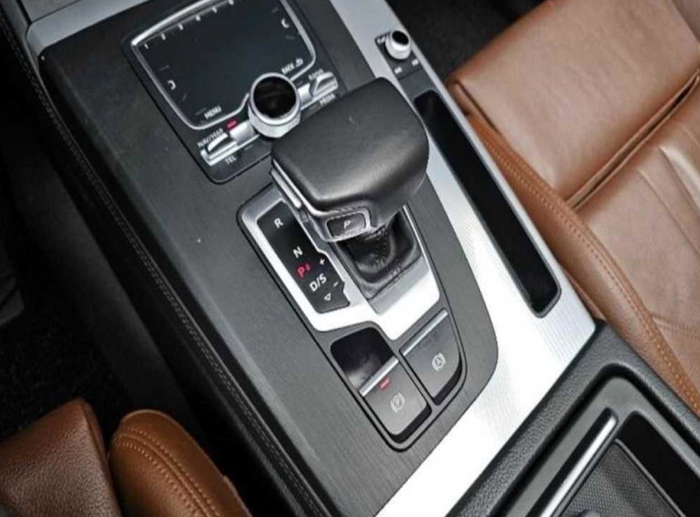 아우디 Q5 45 TFSI 콰트로 프리미엄 사진 9