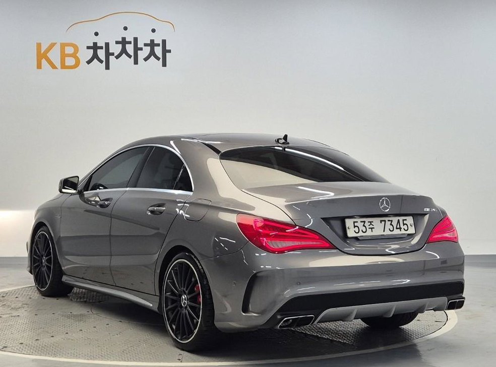 벤츠 CLA 클래스 CLA 45 AMG 4MATIC 사진 2