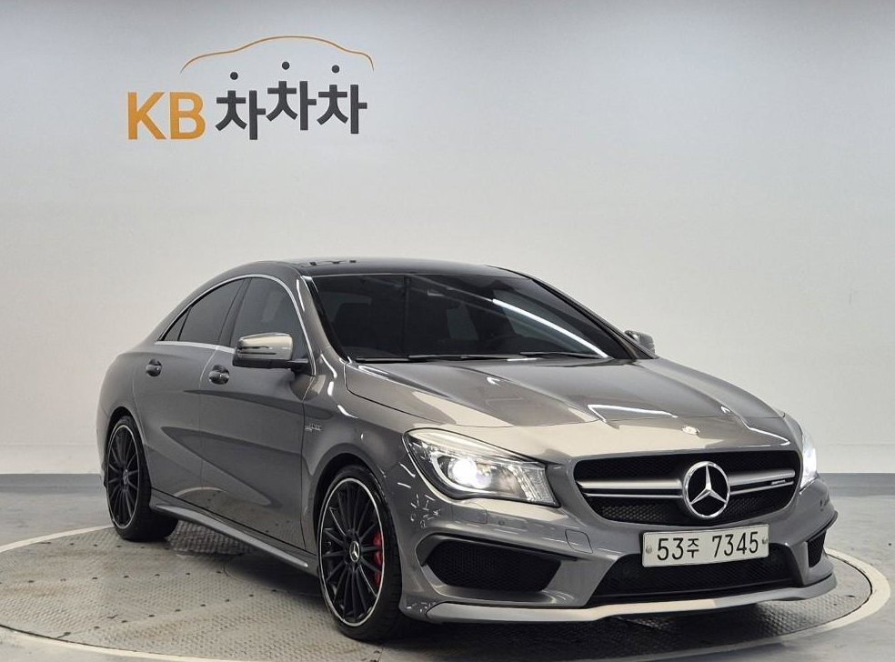 벤츠 CLA 클래스 CLA 45 AMG 4MATIC 사진 4