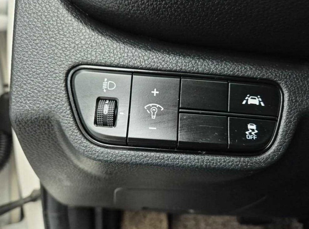 기아 셀토스 가솔린 1.6 터보 2WD 사진 17