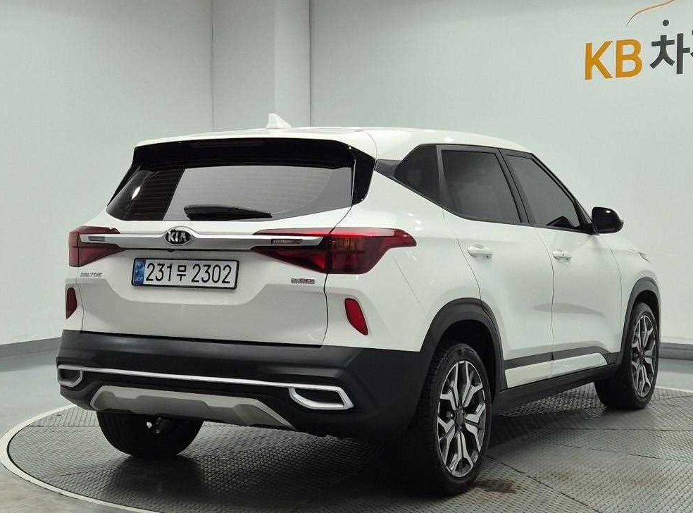 기아 셀토스 가솔린 1.6 터보 2WD 사진 3