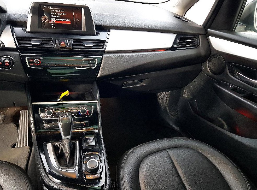 BMW 2시리즈 조이 사진 10