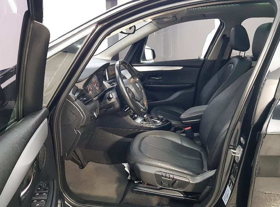 BMW 2시리즈 조이 사진 8