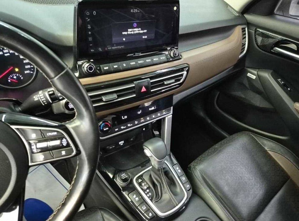 기아 셀토스 디젤 1.6 2WD 사진 10