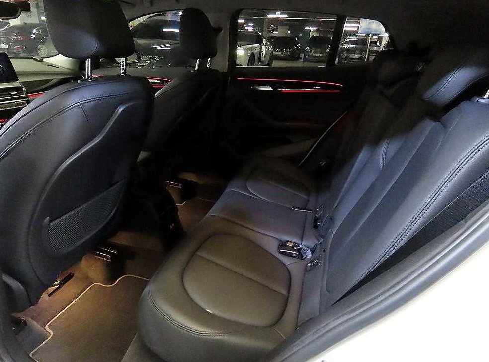 BMW X2 xDrive 20i 어드벤티지 사진 7