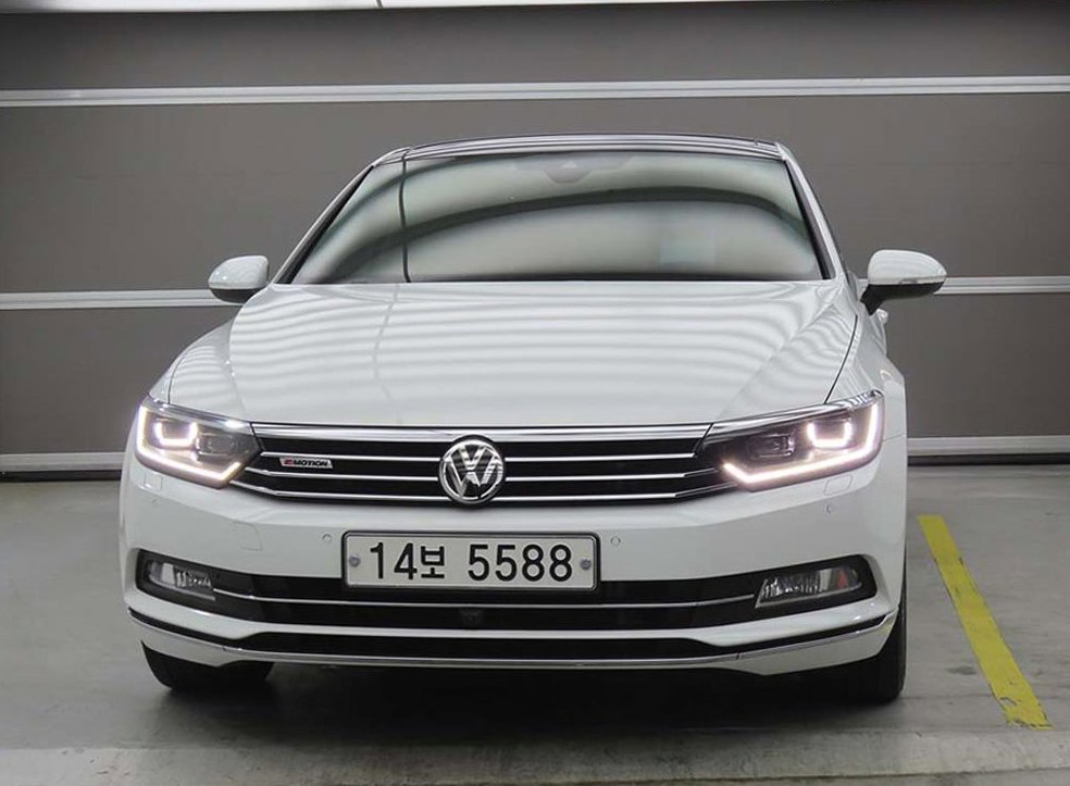 폭스바겐 파사트 2.0 TDI 4모션 프레스티지 사진 2