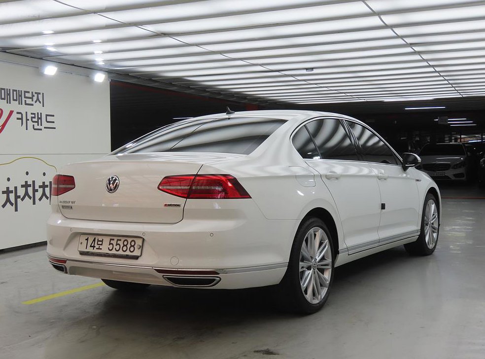 폭스바겐 파사트 2.0 TDI 4모션 프레스티지 사진 4