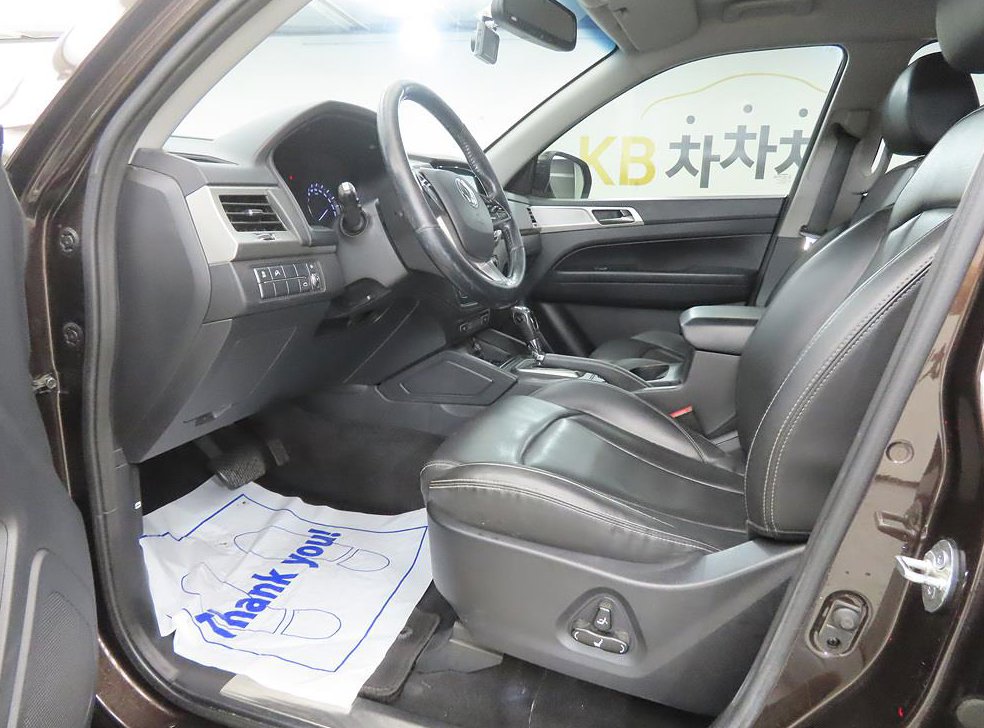 KG모빌리티(쌍용)  렉스턴 4WD 디젤 2.2 사진 5