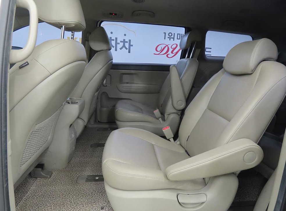 기아 카니발 디젤 9인승 럭셔리 사진 6