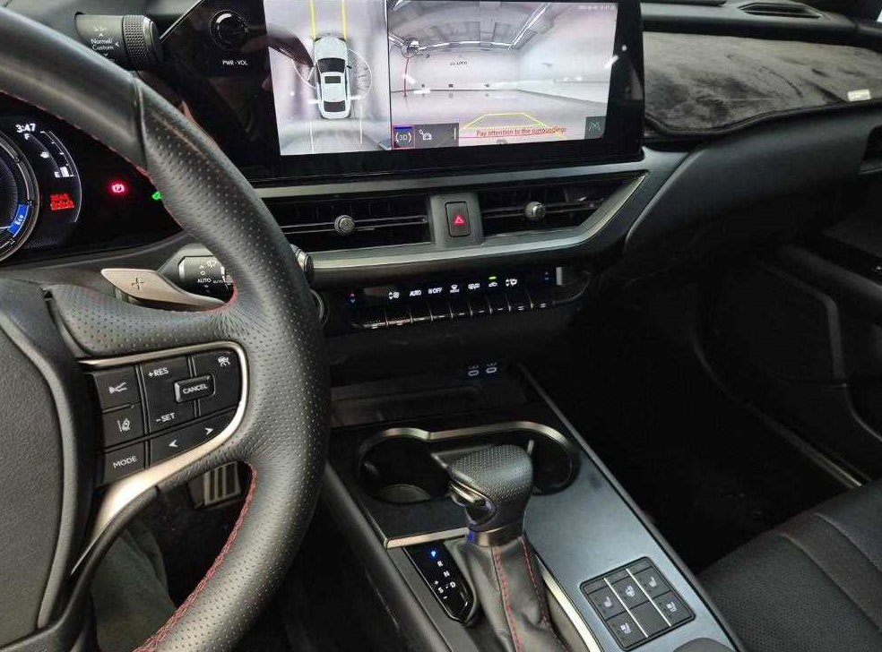 렉서스 UX 2.0 F 스포츠 2WD 사진 10