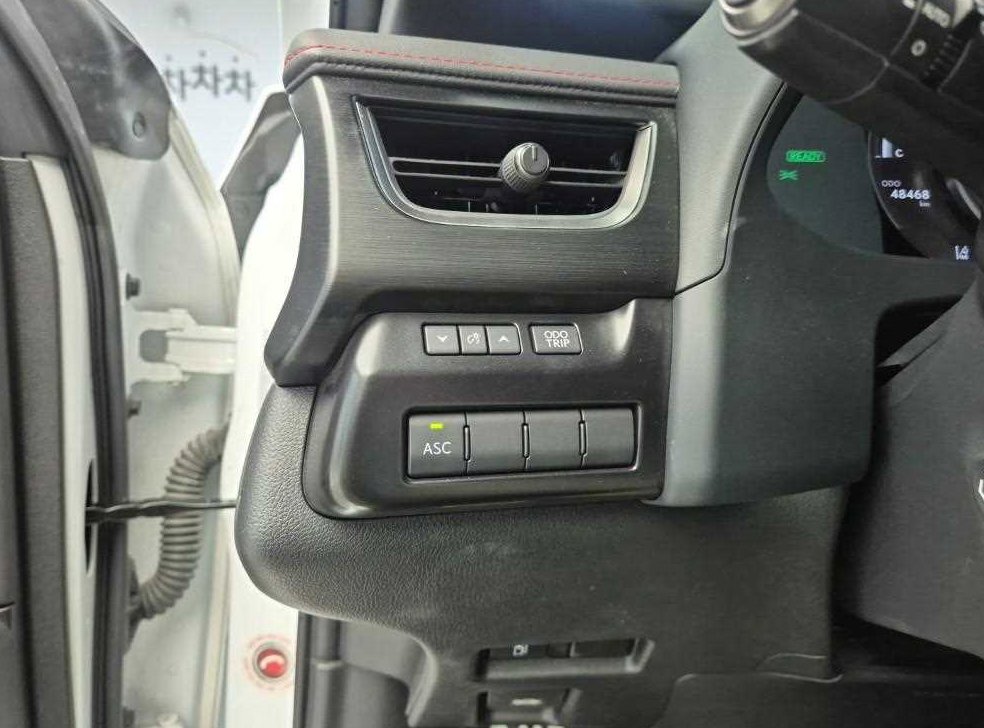 렉서스 UX 2.0 F 스포츠 2WD 사진 18