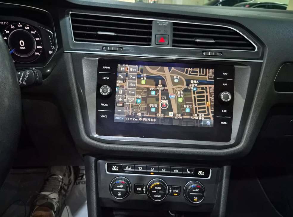 폭스바겐 티구안 2.0 TDI 프레스티지 사진 8