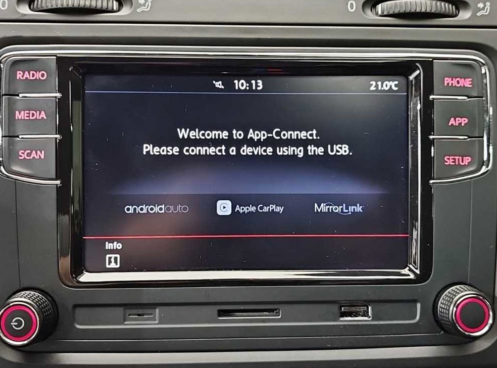 폭스바겐 골프 2.0 GTD 사진 15