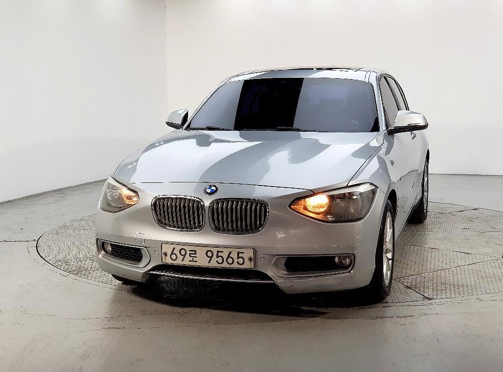 BMW 1시리즈 118d 어반 사진 2