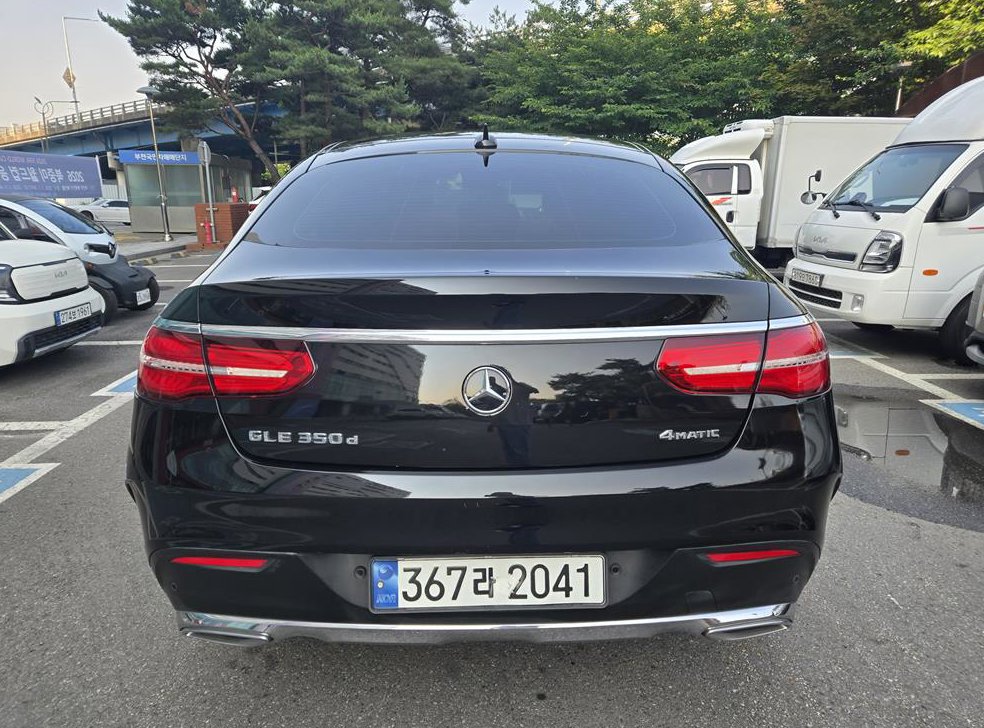 벤츠 GLE 클래스 GLE 350 d 4MATIC 쿠페 사진 6