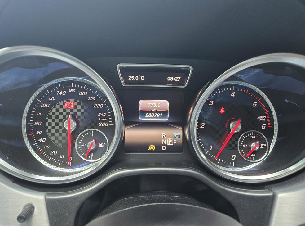 벤츠 GLE 클래스 GLE 350 d 4MATIC 쿠페 사진 7