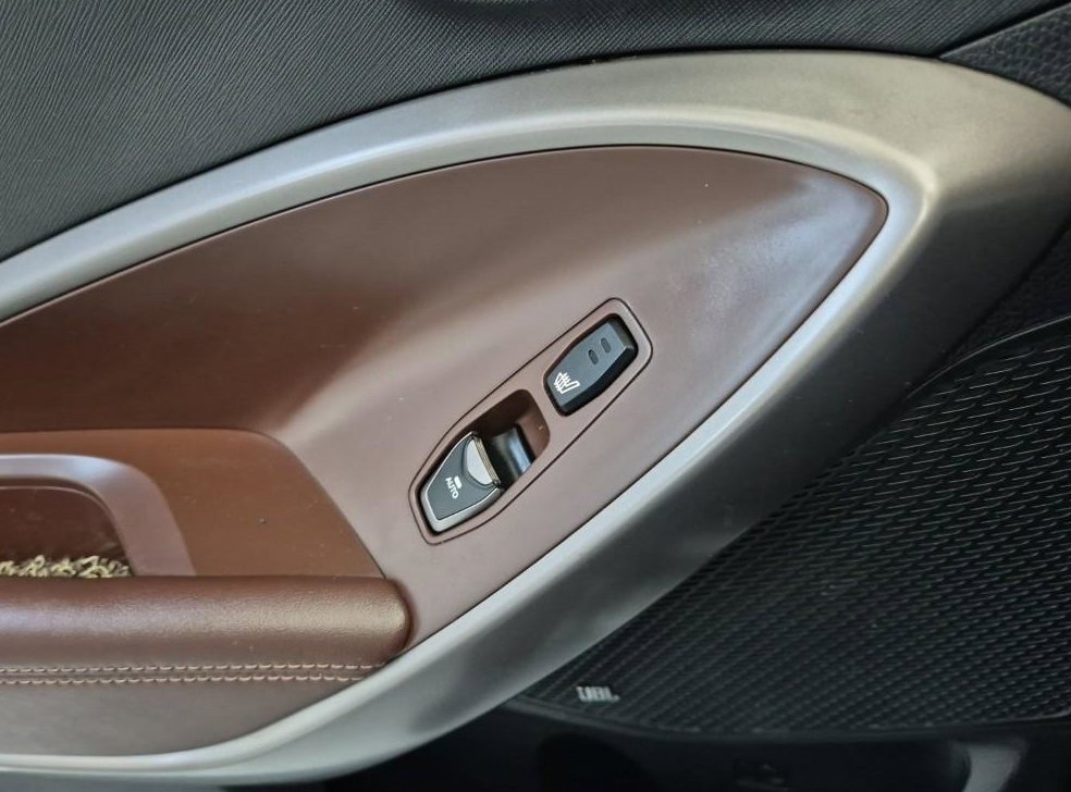 현대 맥스크루즈 3.3 V6 GDI 2WD 사진 17