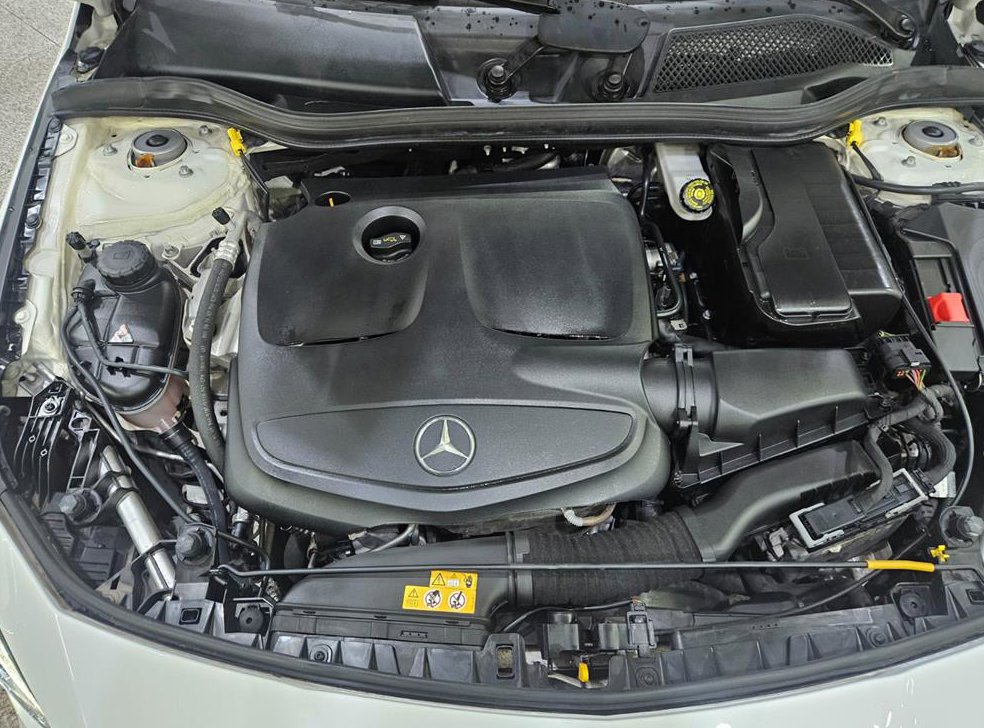 벤츠 CLA 클래스 CLA 220 AMG LINE 사진 5