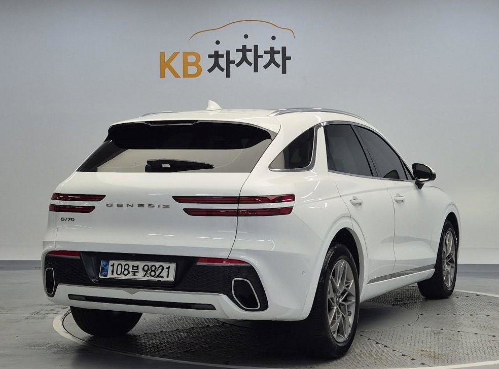 제네시스 GV70 2.5T 가솔린 2WD 사진 3