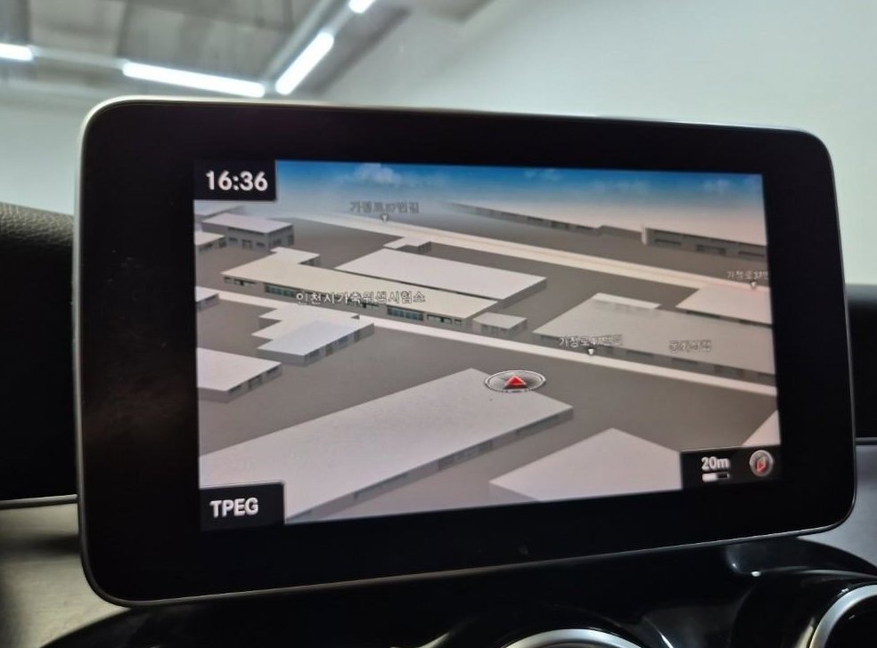 벤츠 C 클래스 C200 아방가르드 사진 6