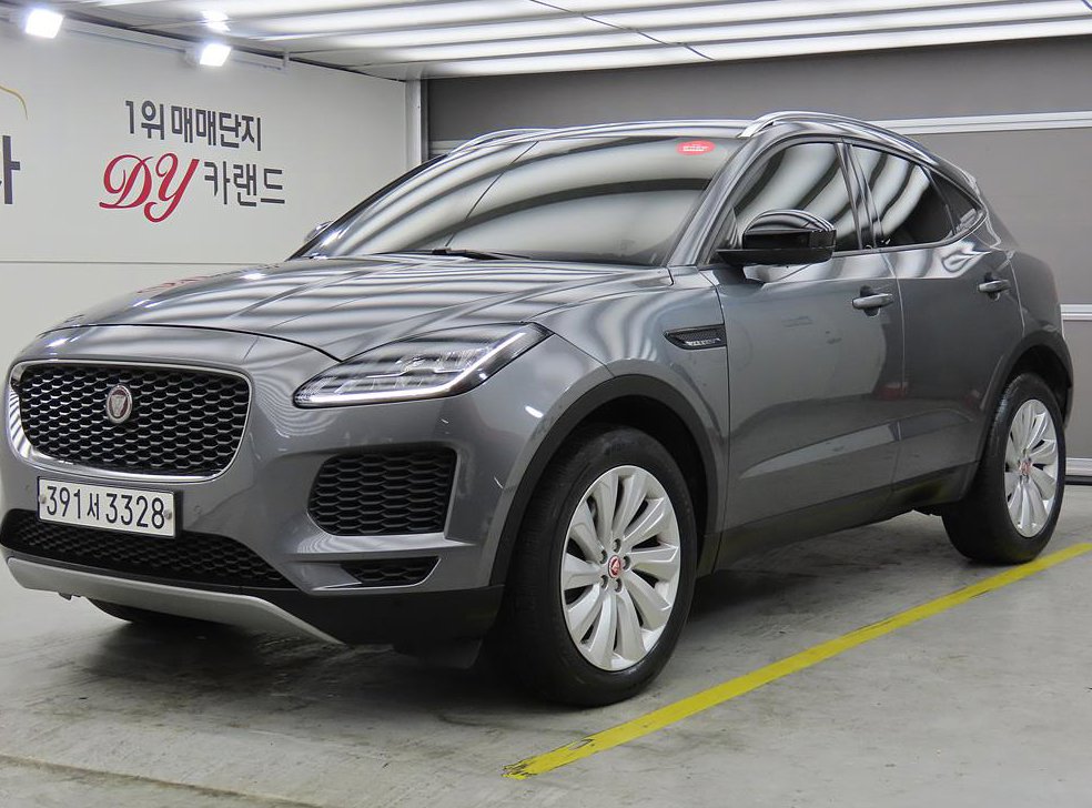 재규어 E-PACE D180 SE