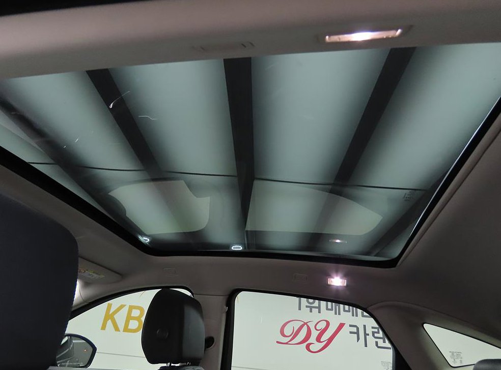 재규어 E-PACE D180 SE 사진 17