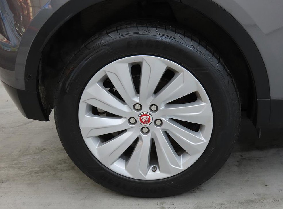 재규어 E-PACE D180 SE 사진 20