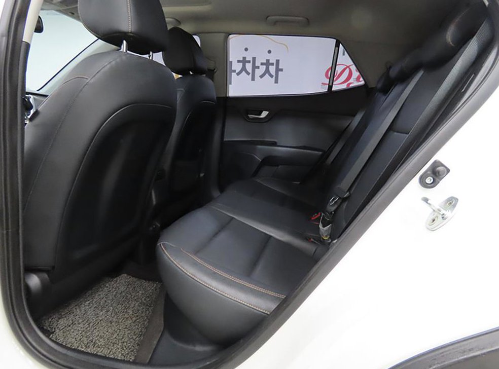 기아 스토닉 디젤 1.6 프레스티지 사진 6