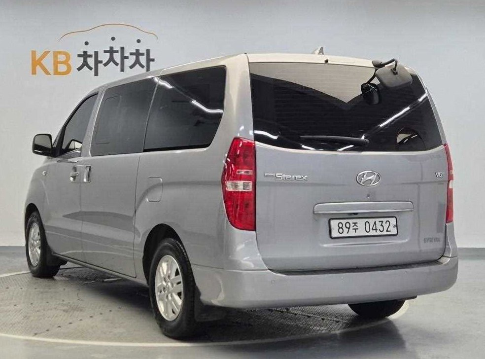 현대 스타렉스 2WD 밴 5인승 사진 2
