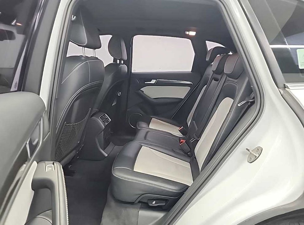 아우디 SQ5 3.0 TDI 콰트로 사진 12
