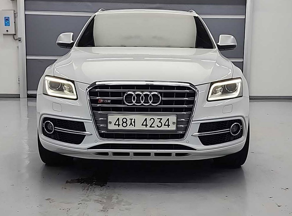 아우디 SQ5 3.0 TDI 콰트로 사진 2