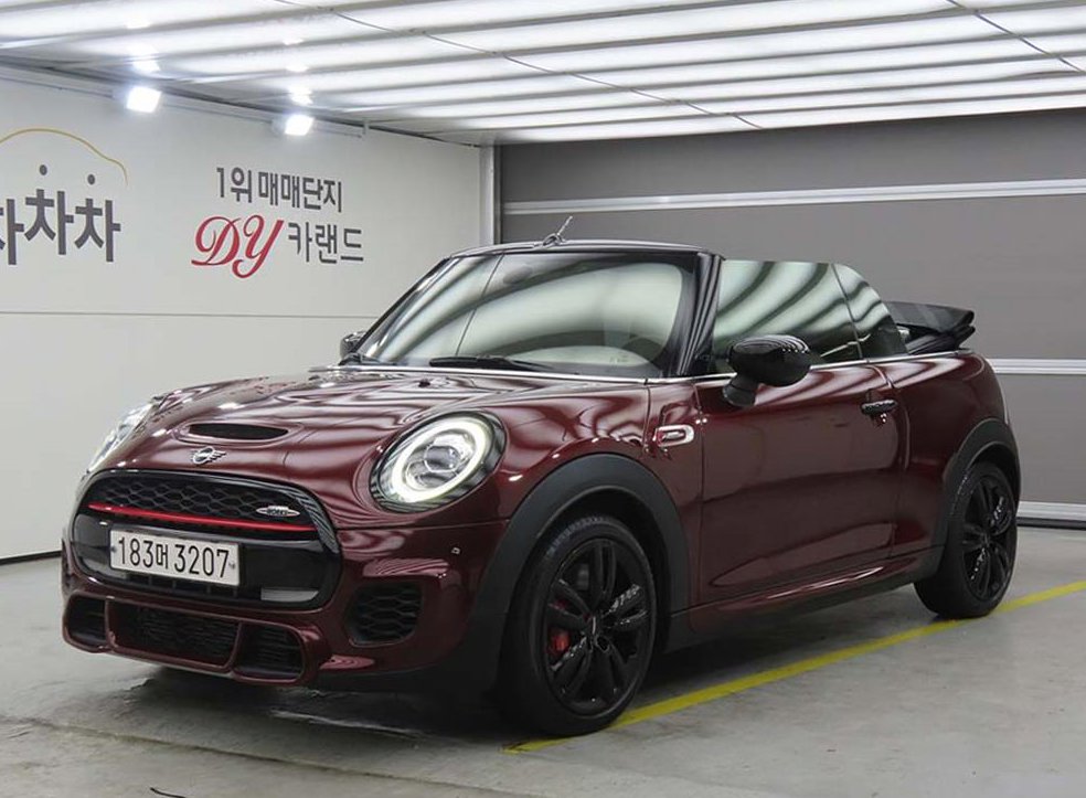 미니 쿠퍼 컨버터블 JCW 사진 5