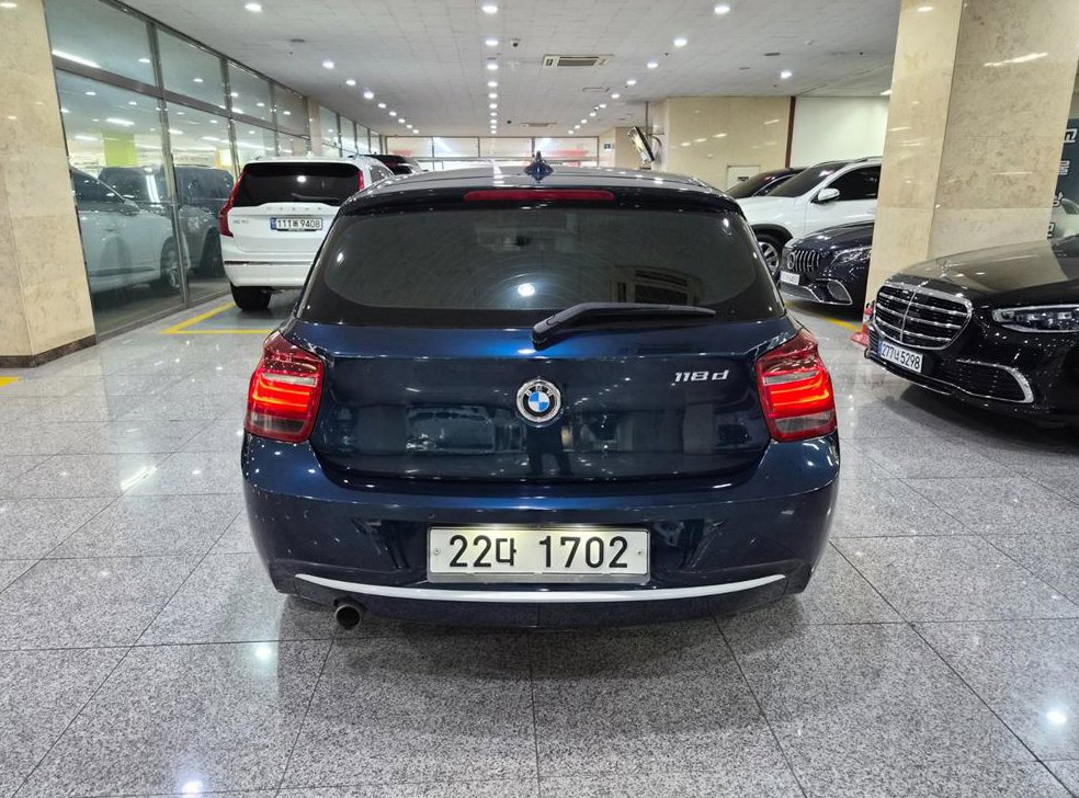 BMW 1시리즈 118d 어반 팩 1 사진 4