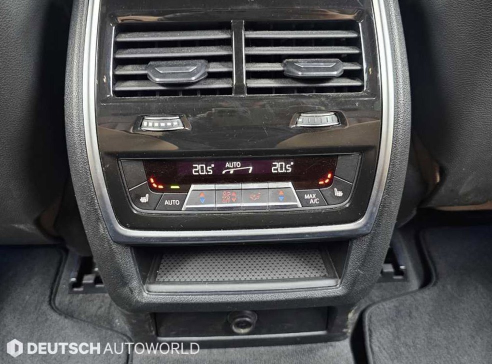 BMW X5 xDrive 45e xLine 사진 16