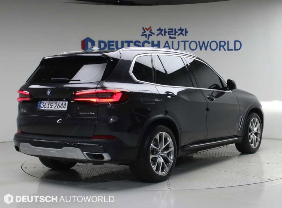 BMW X5 xDrive 45e xLine 사진 2