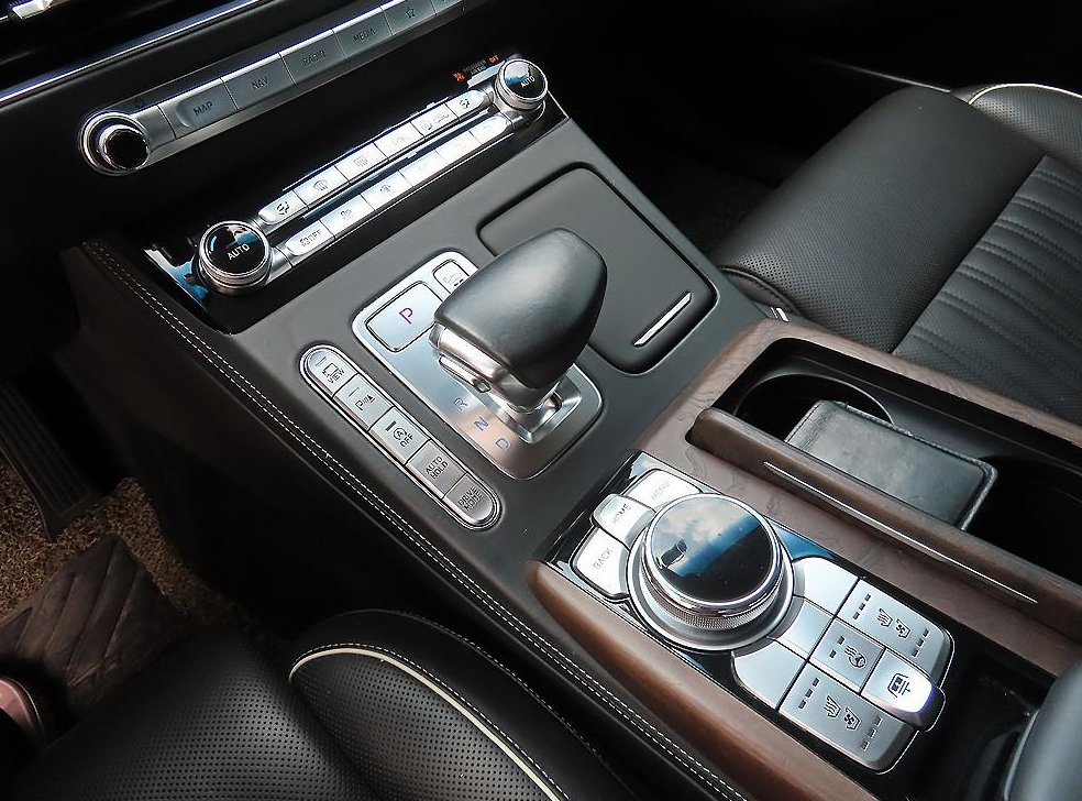 제네시스 G90 3.8 GDI AWD 사진 11
