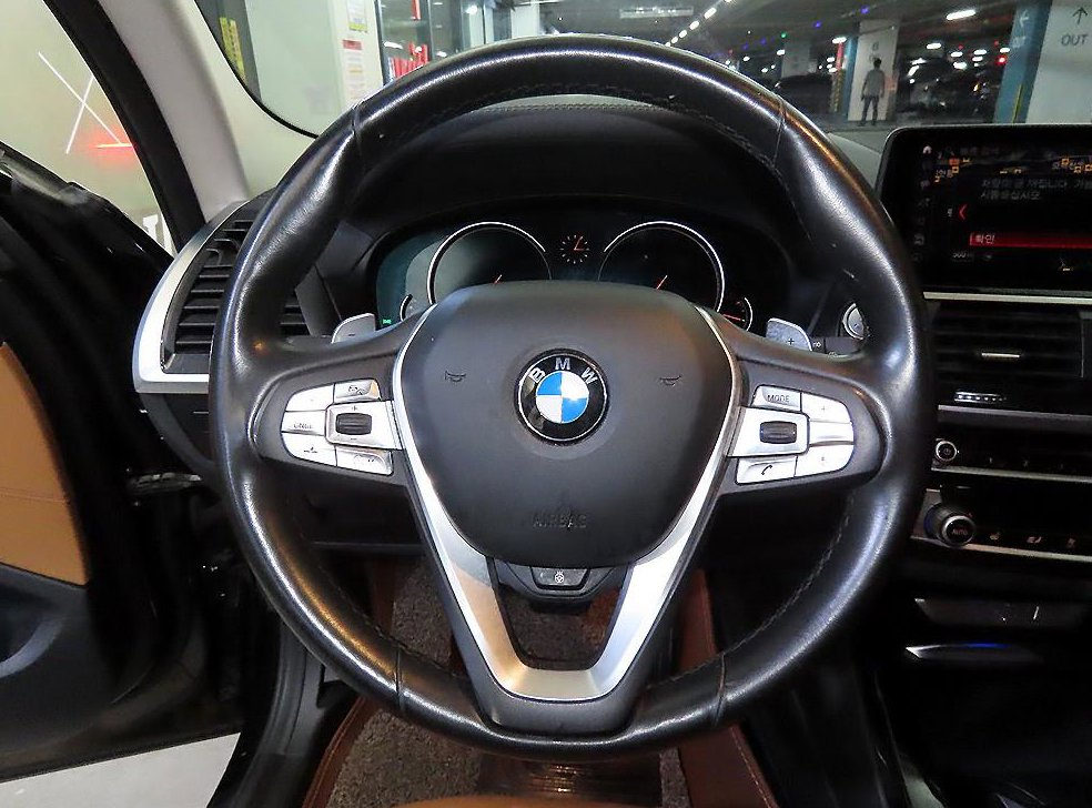 BMW X3 xDrive 20d xLine 사진 8