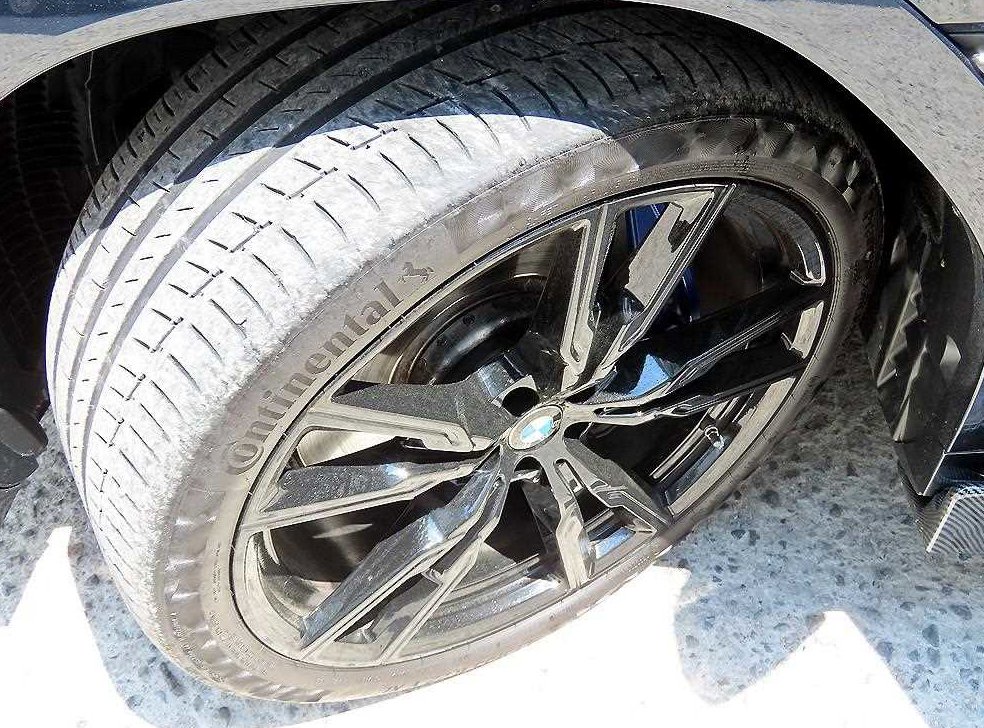 BMW X6 M50i 사진 20